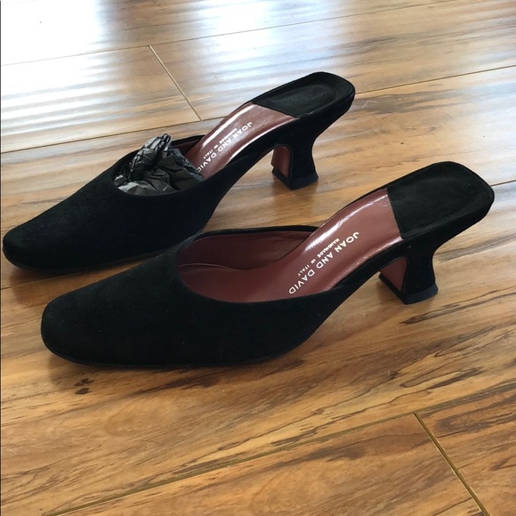 Joan & David vintage suede black heel - Picture 2 of 6